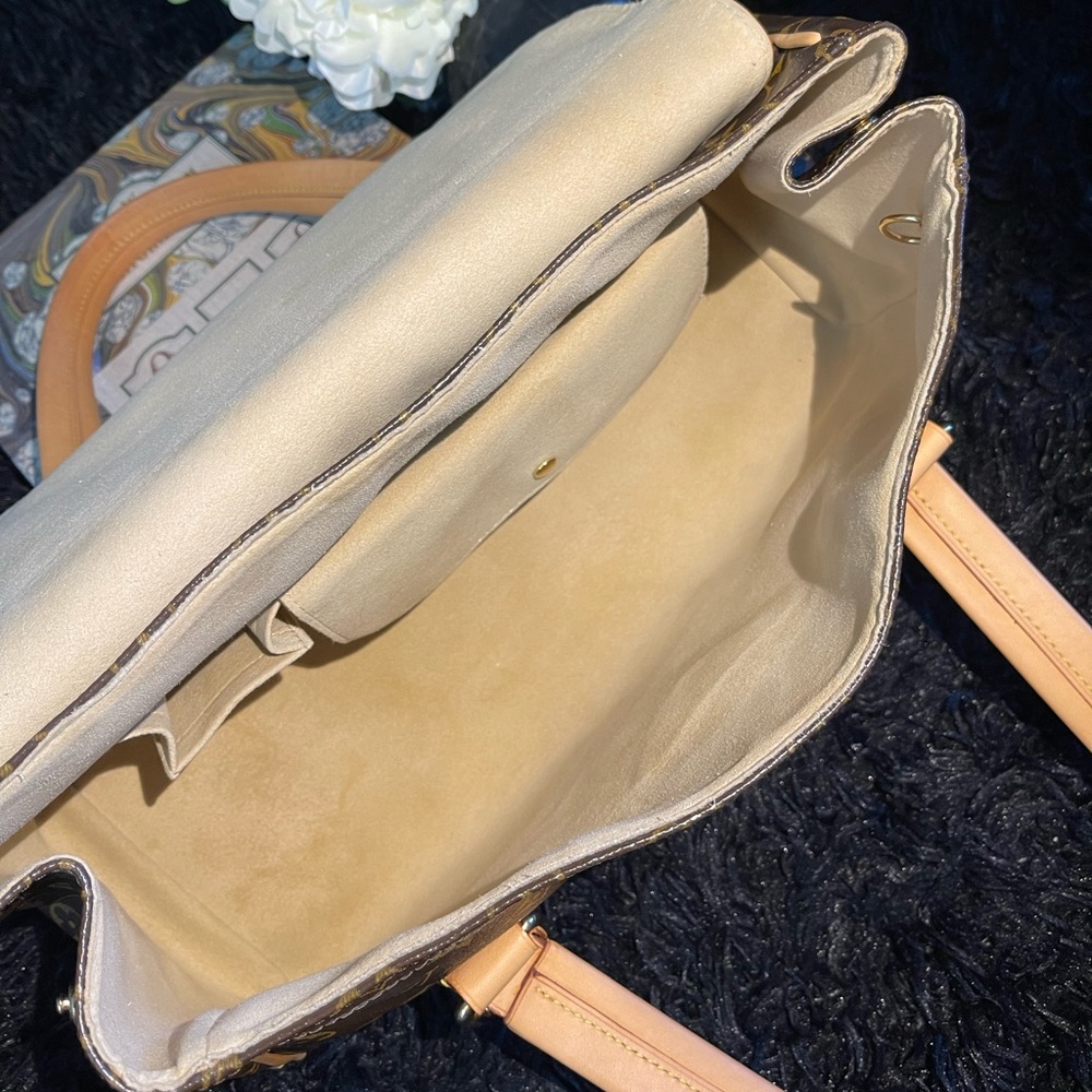 Authentic Louis Vuitton Beverly GM - Picture 8 of 14